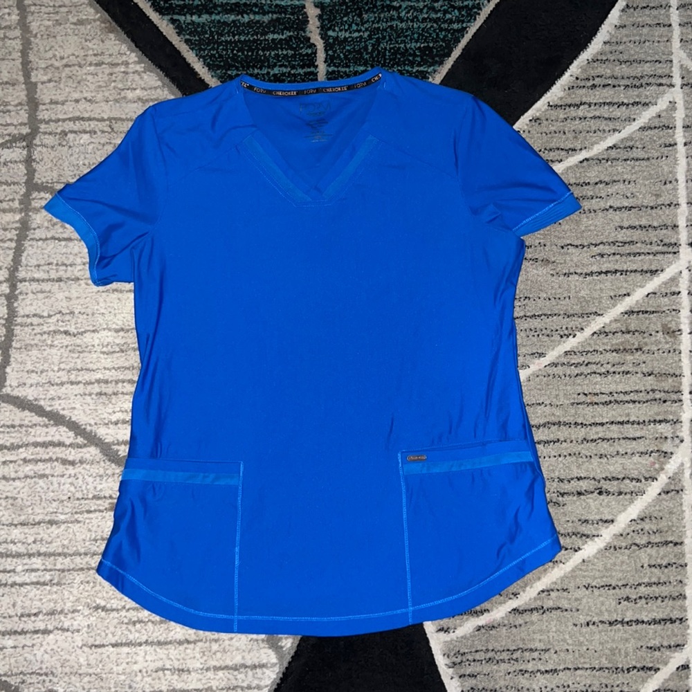 Royal blue 💙 Cherokee form scrub top
